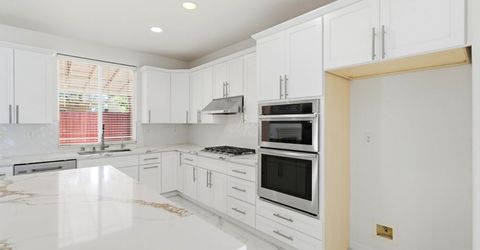 9487 Winding River Way, Elk Grove, CA 95624 Photo