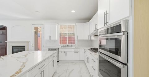 9487 Winding River Way, Elk Grove, CA 95624 Photo