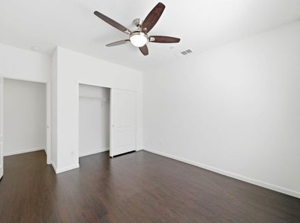 9487 Winding River Way, Elk Grove, CA 95624 Photo