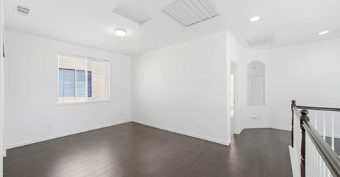 9487 Winding River Way, Elk Grove, CA 95624 Photo