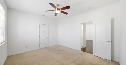 9487 Winding River Way, Elk Grove, CA 95624 Photo