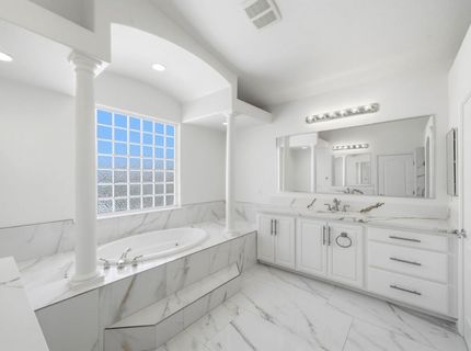 9487 Winding River Way, Elk Grove, CA 95624 Photo