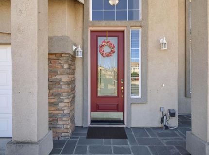 9487 Winding River Way, Elk Grove, CA 95624 Photo