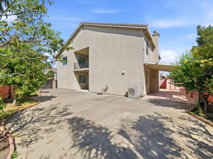 9487 Winding River Way, Elk Grove, CA 95624 Photo