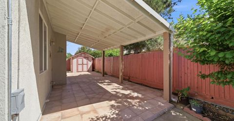 9487 Winding River Way, Elk Grove, CA 95624 Photo