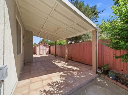9487 Winding River Way, Elk Grove, CA 95624 Photo