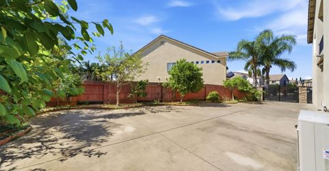 9487 Winding River Way, Elk Grove, CA 95624 Photo