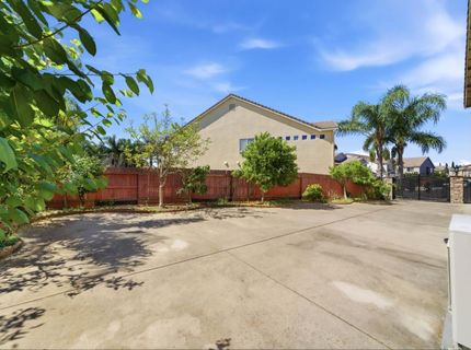 9487 Winding River Way, Elk Grove, CA 95624 Photo