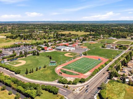 9487 Winding River Way, Elk Grove, CA 95624 Photo