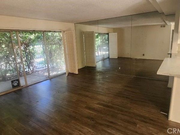 3050 S Bristol Street, Unit 9D, Santa Ana, CA 92704