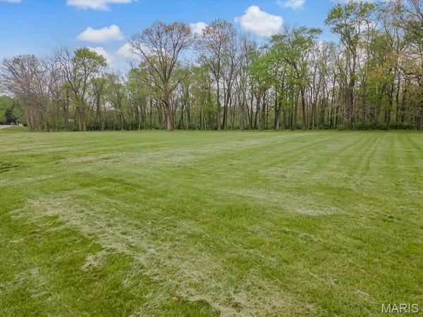 4109 Hanover Road, Columbia, IL 62236