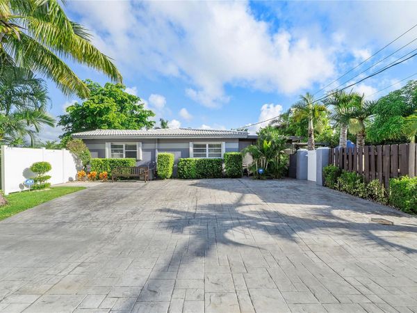 4860 N Andrews Avenue, Fort Lauderdale, FL 33309