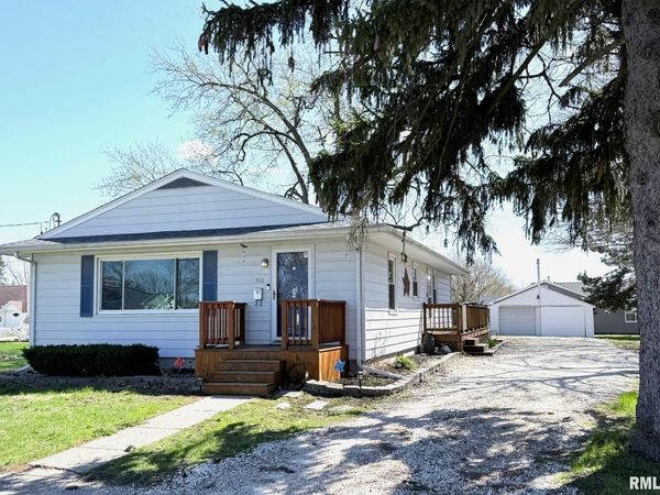 516 E SOUTH Street, Knoxville, IL 61448