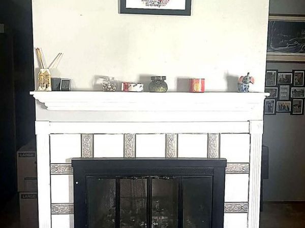 3701 W Bridge STREET, Greenfield, WI 53221