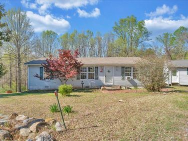 105 Cherokee Lane, Thaxton, VA 24174