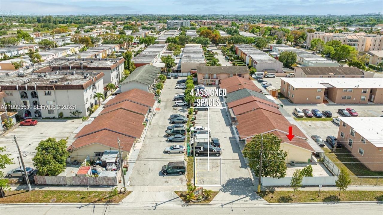 330 W 74th Pl, Unit 330, Hialeah, FL 33014 Photo