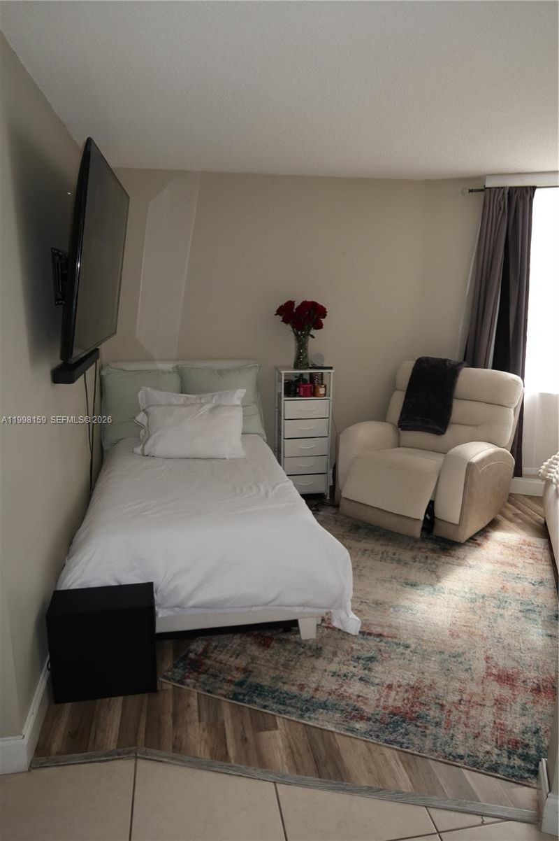 1913 S Ocean Dr, Unit 300, Hallandale Beach, FL 33009 Photo