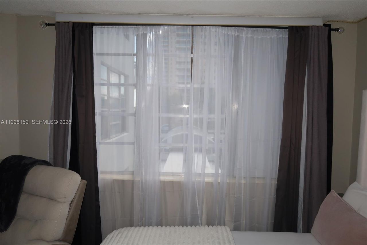 1913 S Ocean Dr, Unit 300, Hallandale Beach, FL 33009 Photo