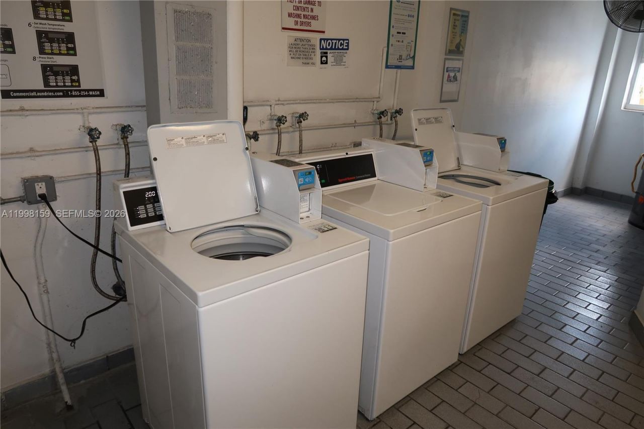 1913 S Ocean Dr, Unit 300, Hallandale Beach, FL 33009 Photo