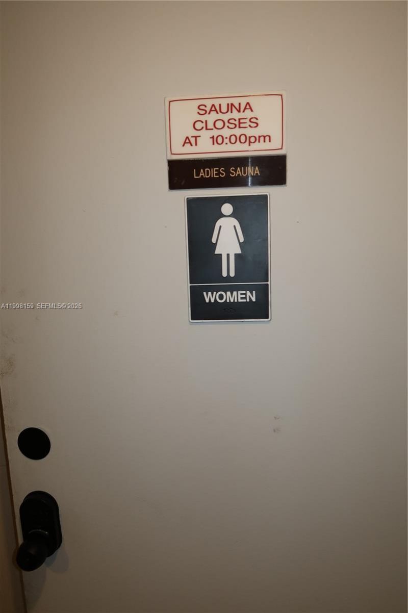 1913 S Ocean Dr, Unit 300, Hallandale Beach, FL 33009 Photo