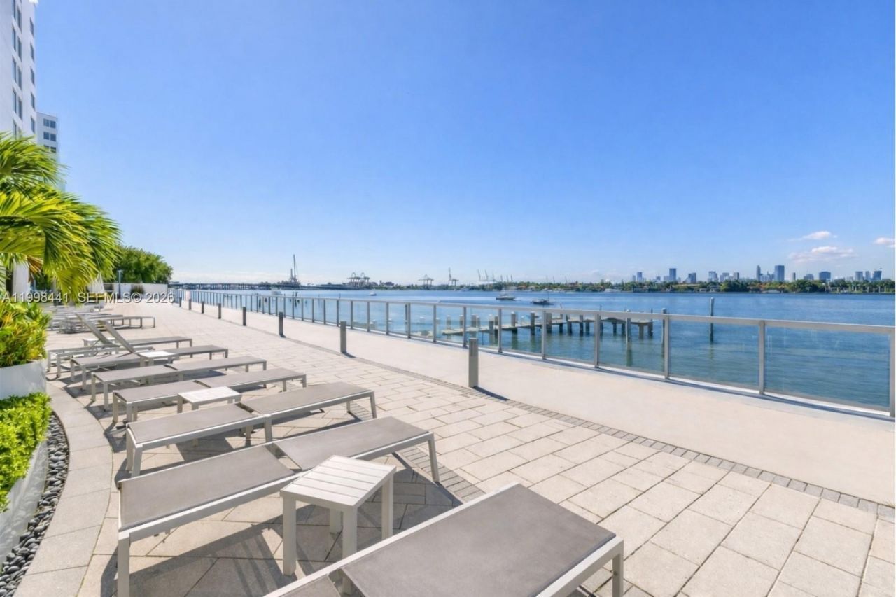 1035 West Ave, Unit 707, Miami Beach, FL 33139 Photo