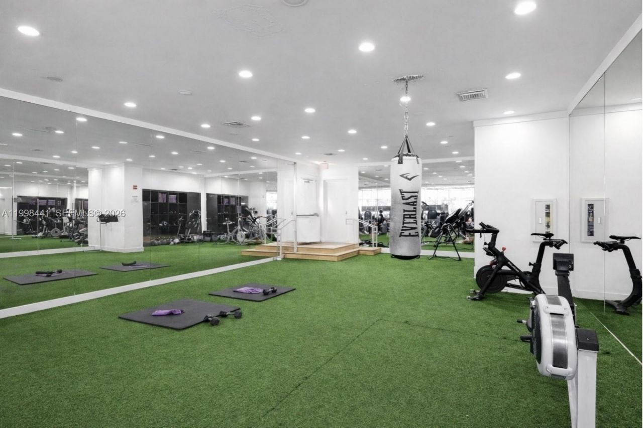 1035 West Ave, Unit 707, Miami Beach, FL 33139 Photo