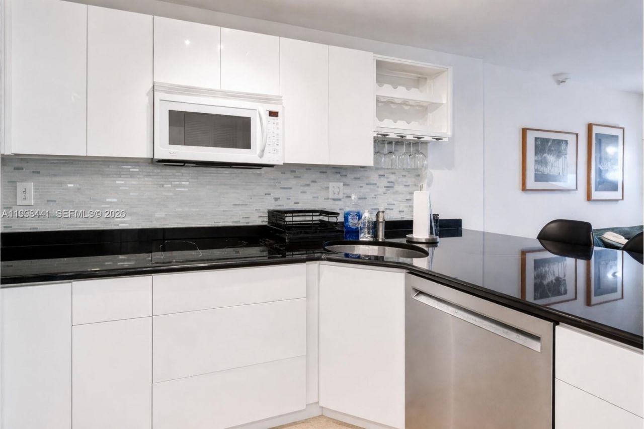 1035 West Ave, Unit 707, Miami Beach, FL 33139 Photo