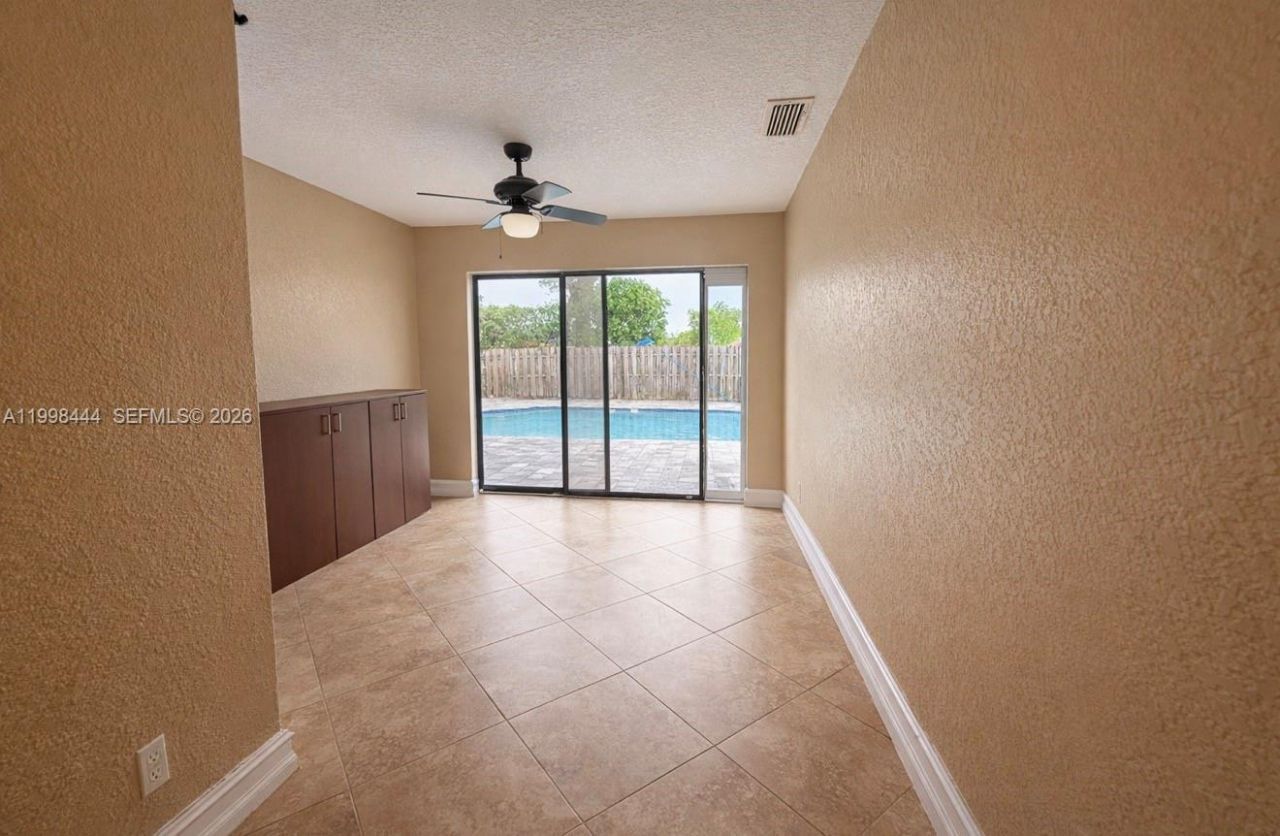 9900 NW 44th Ct, Sunrise, FL 33351 Photo