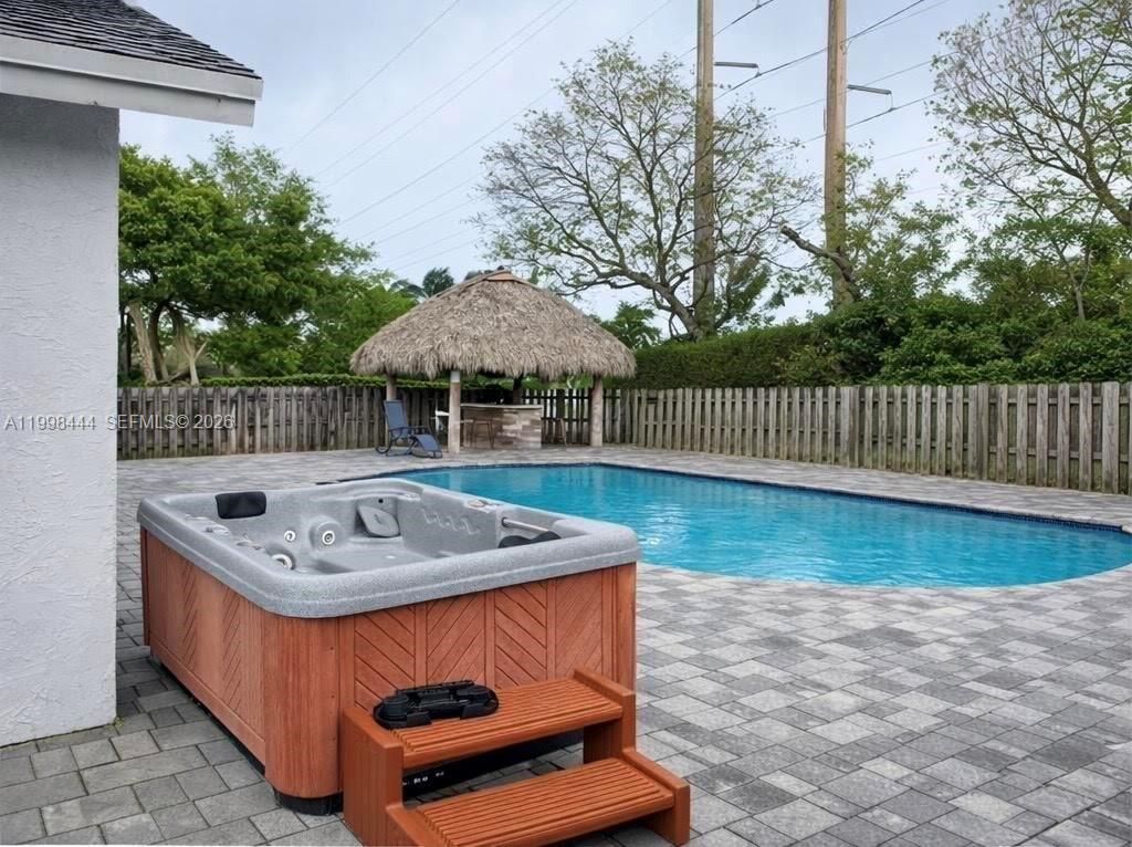 9900 NW 44th Ct, Sunrise, FL 33351 Photo