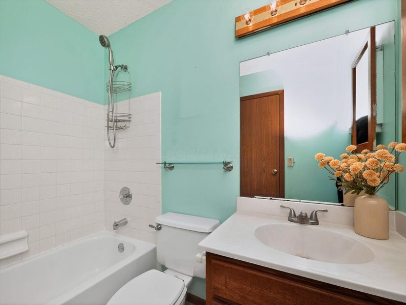 1769 Gardenstone Drive, Columbus, OH 43235 Photo 11