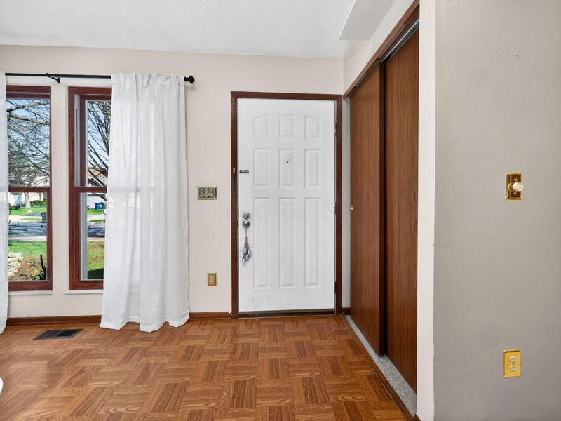 1769 Gardenstone Drive, Columbus, OH 43235 Photo 3