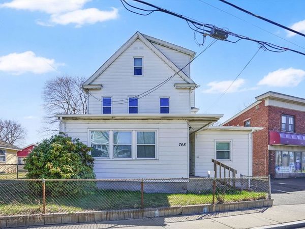 748 Grattan Street, Chicopee, MA 01013