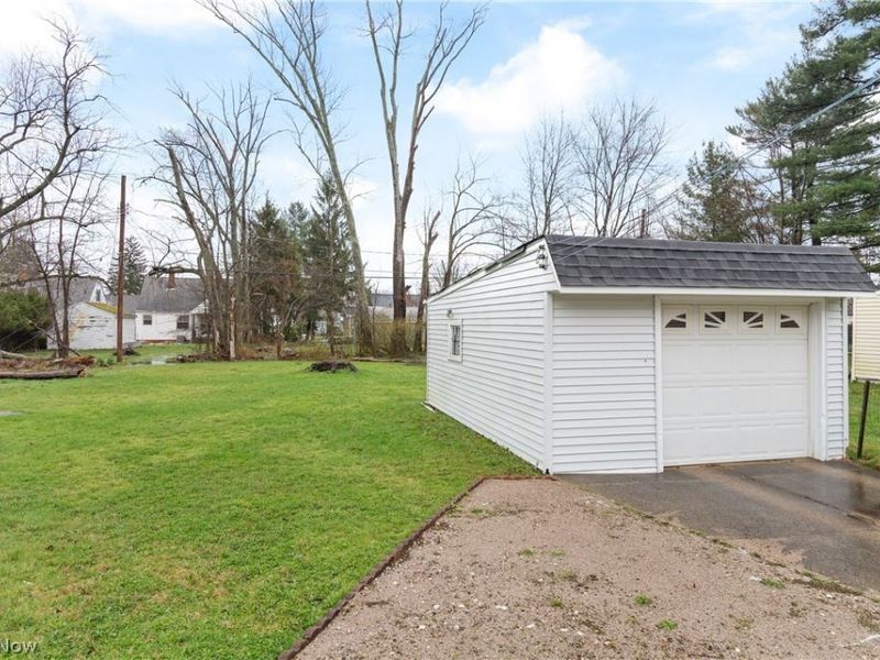 1211 Sunset Road, Mayfield Heights, OH 44124 Photo 31