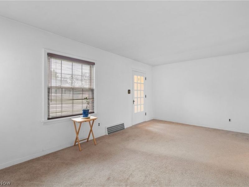 1211 Sunset Road, Mayfield Heights, OH 44124 Photo 7