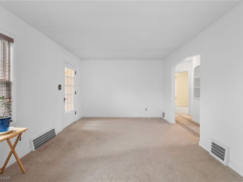 1211 Sunset Road, Mayfield Heights, OH 44124 Photo 8