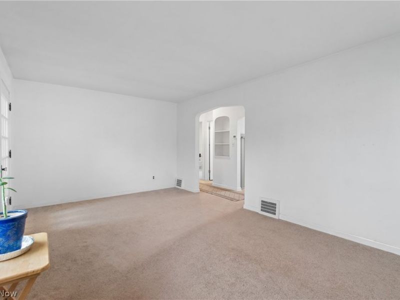 1211 Sunset Road, Mayfield Heights, OH 44124 Photo 9