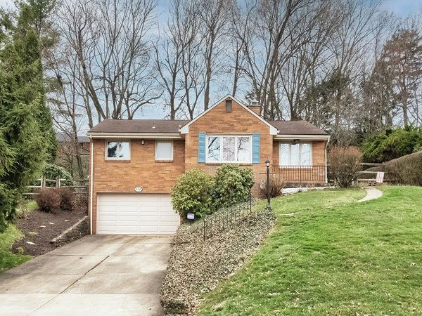 337 Long Dr, Pittsburgh, PA 15241