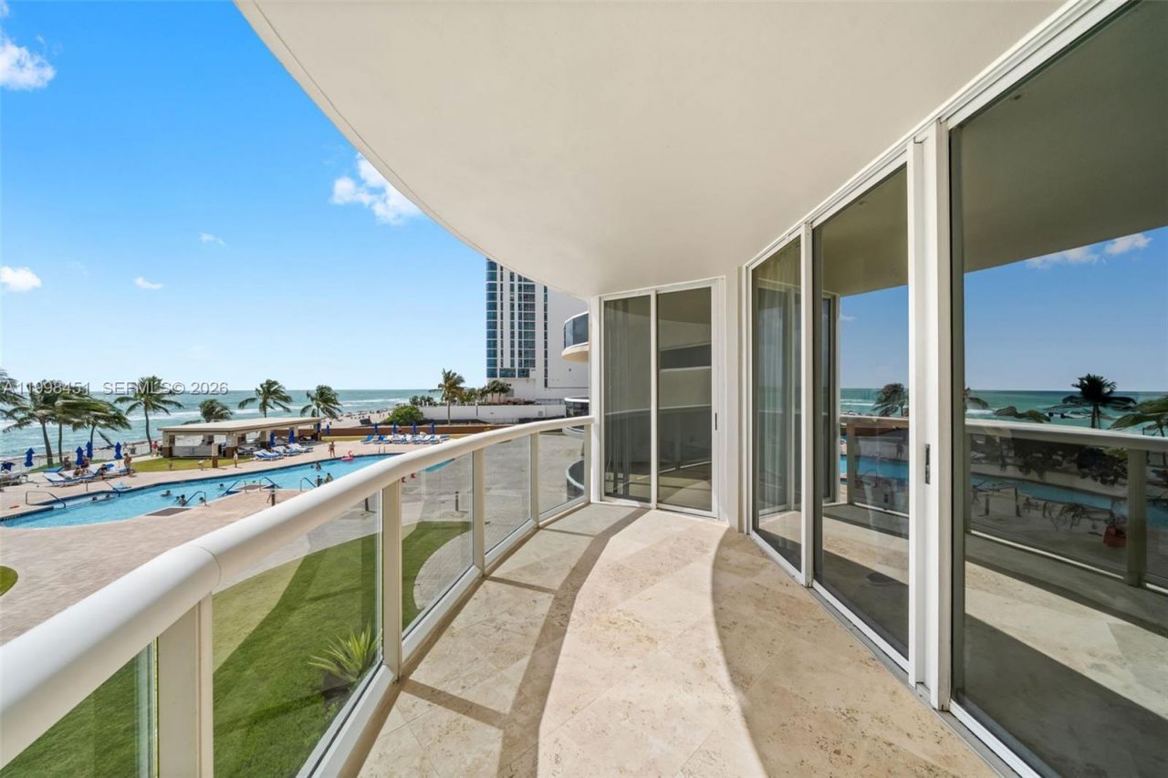 17555 Collins Ave, Unit 406, Sunny Isles Beach, FL 33160 Photo
