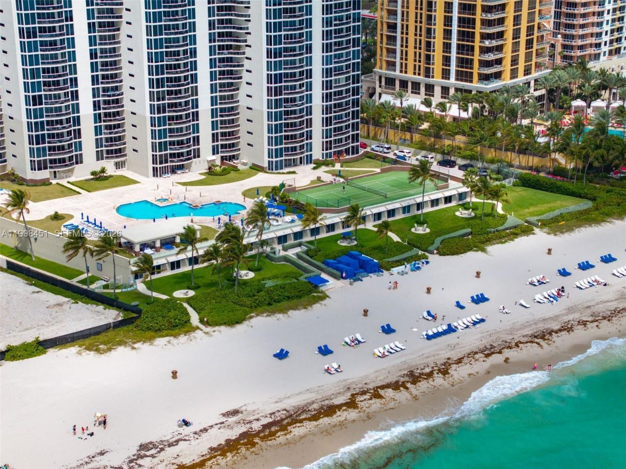 17555 Collins Ave, Unit 406, Sunny Isles Beach, FL 33160 Photo