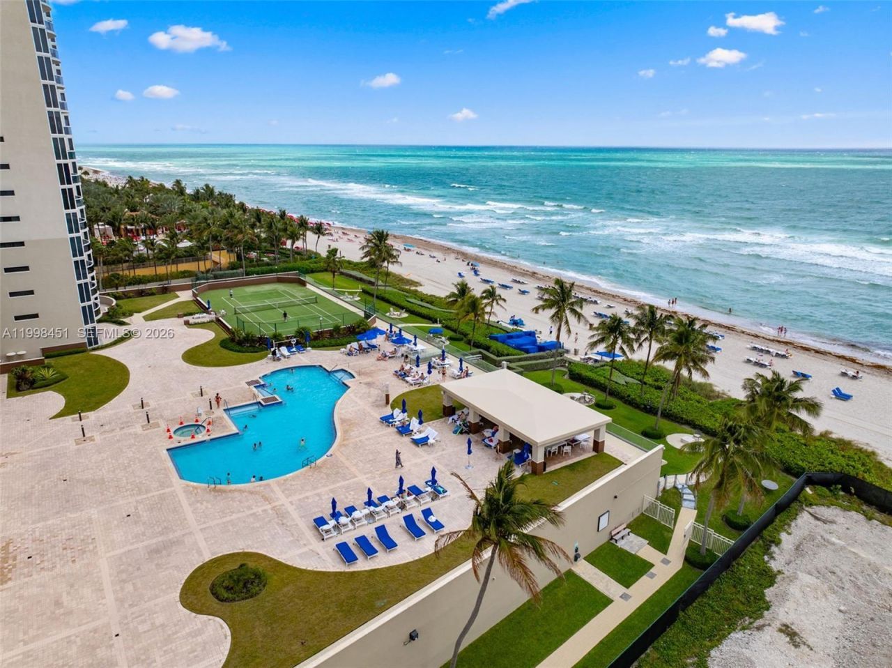 17555 Collins Ave, Unit 406, Sunny Isles Beach, FL 33160 Photo