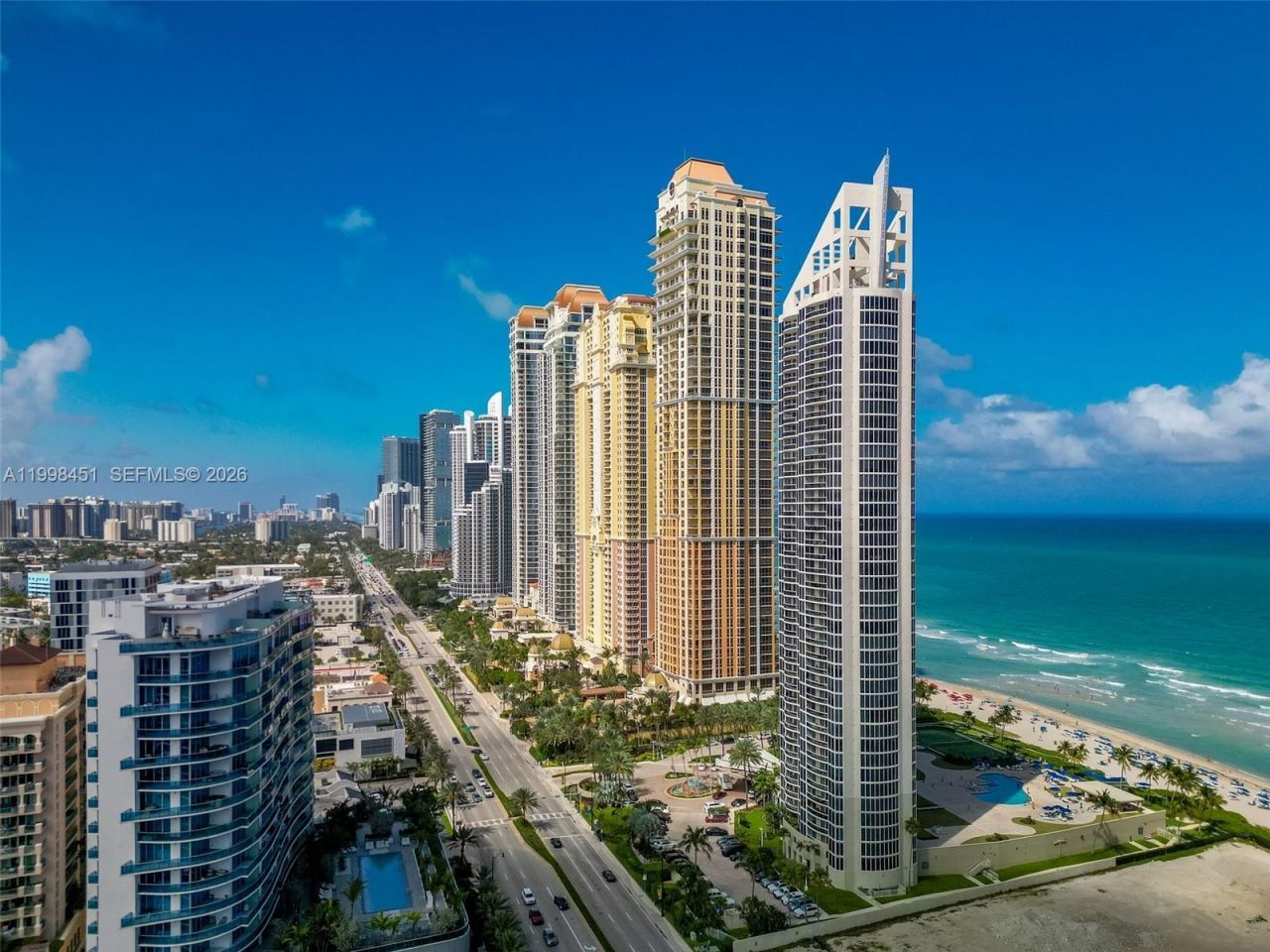 17555 Collins Ave, Unit 406, Sunny Isles Beach, FL 33160 Photo