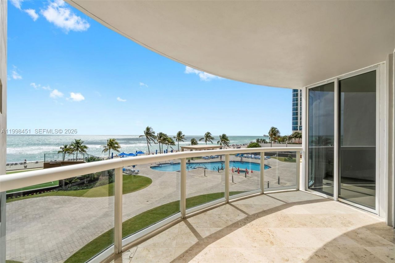 17555 Collins Ave, Unit 406, Sunny Isles Beach, FL 33160 Photo