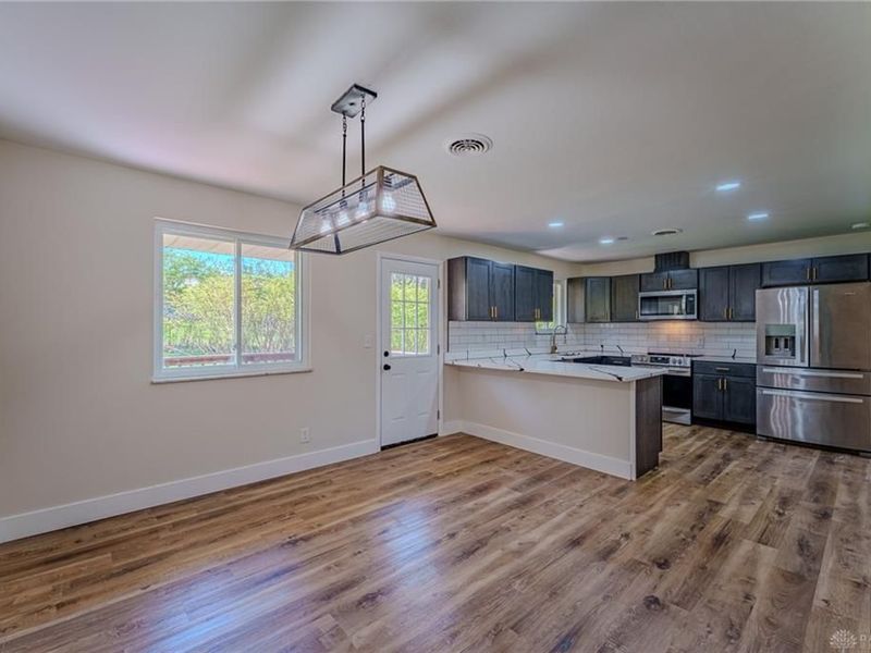 5640 Winshire Terrace, Sugarcreek Township, OH 45440 Photo 12