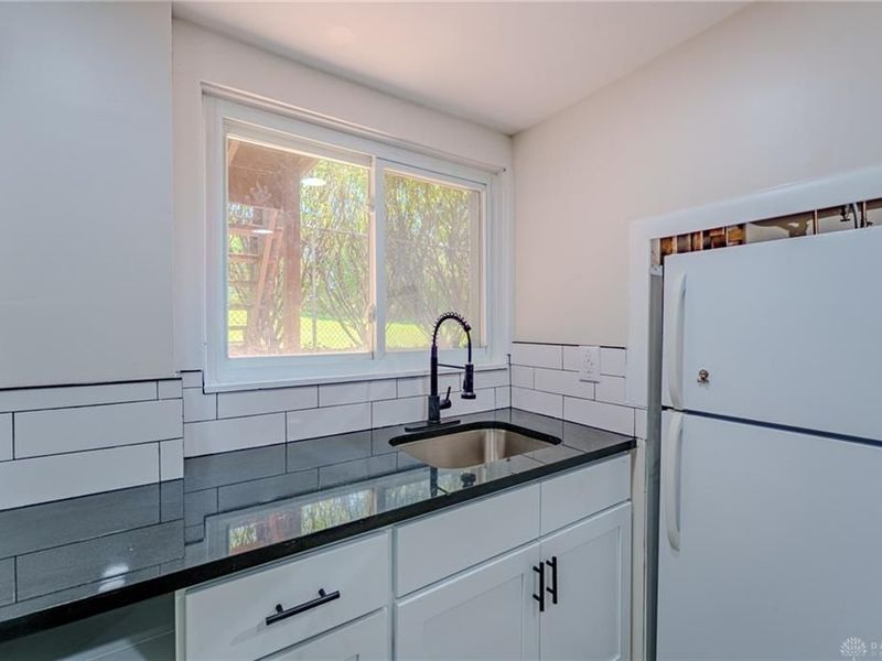 5640 Winshire Terrace, Sugarcreek Township, OH 45440 Photo 41