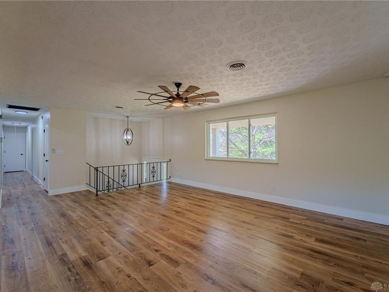 5640 Winshire Terrace, Sugarcreek Township, OH 45440 Photo 9