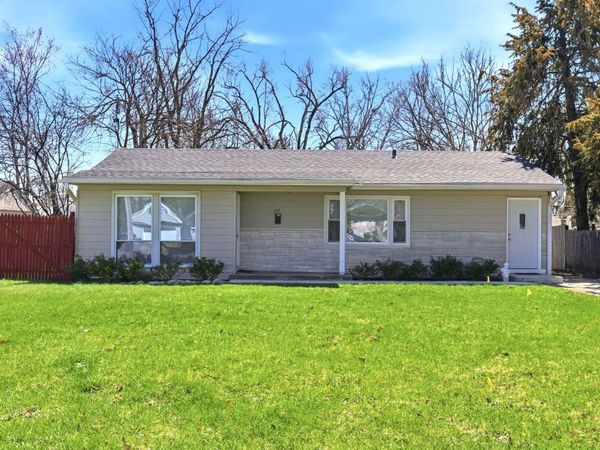 117 Hook Road, Carpentersville, IL 60110