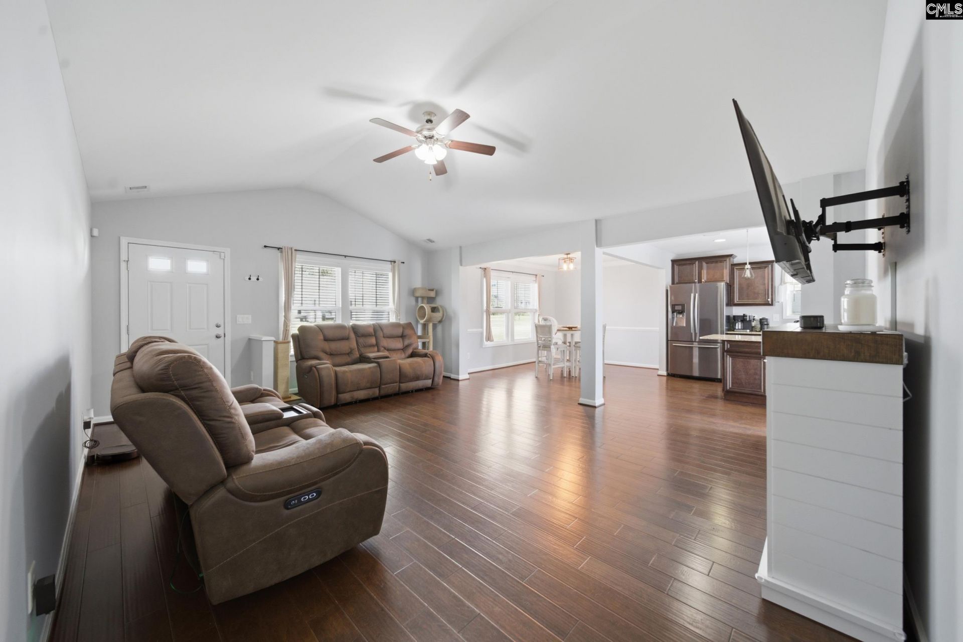 307 Deertrack Run Photo 6