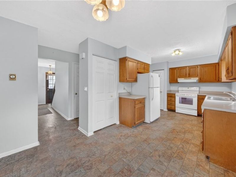 8511 Kennard Road, Lodi, OH 44254 Photo 15