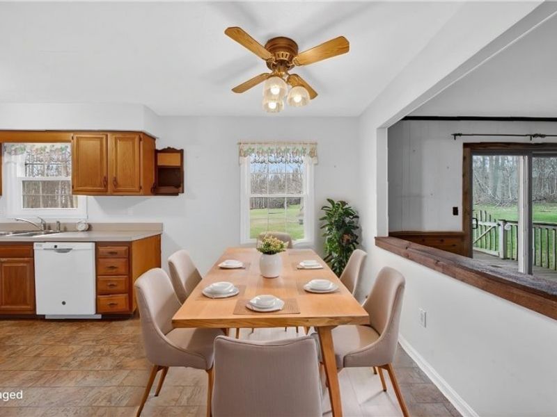 8511 Kennard Road, Lodi, OH 44254 Photo 4