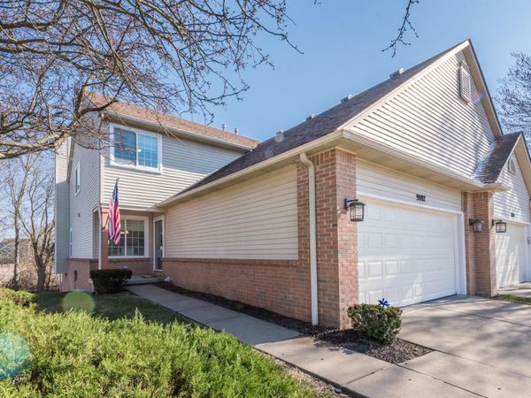 9002 Pine Cove Drive, Whitmore Lake, MI 48189